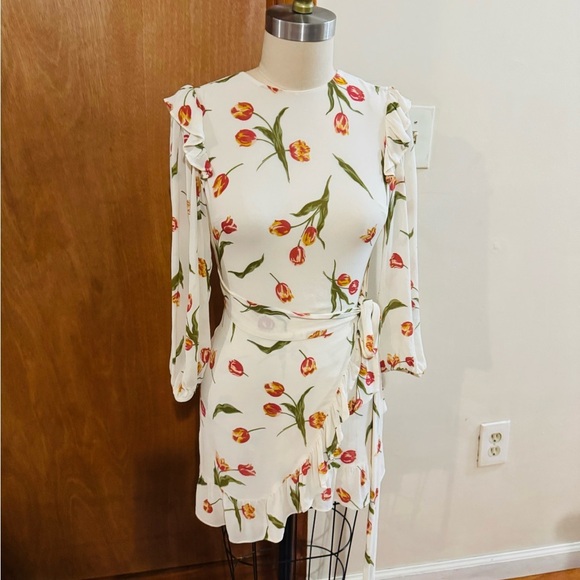 REfORMATION women dress quest Tulip - Picture 2 of 9